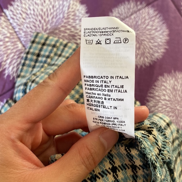 Barely worn like NEW Pinko MADE IN ITALY plaid design shorts in size 40 - Picture 9 of 9